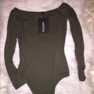 Off shoulder bodysuit